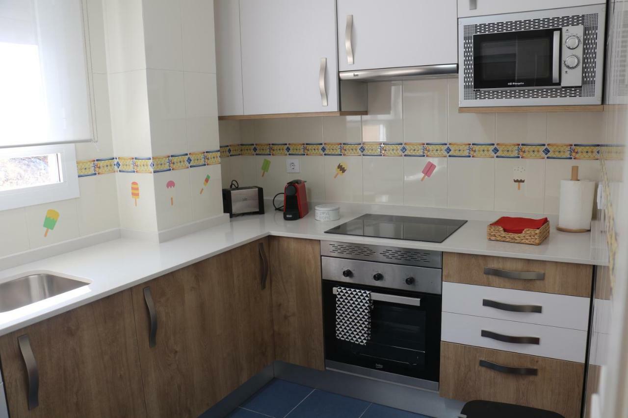 Apartamentos Homelife Roca Tarpeya Толедо Екстериор снимка