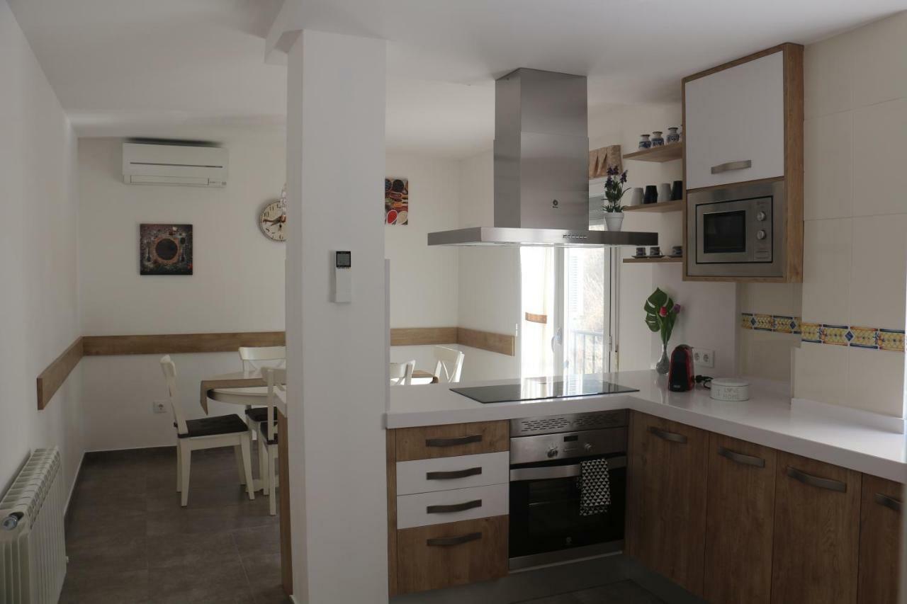 Apartamentos Homelife Roca Tarpeya Толедо Екстериор снимка